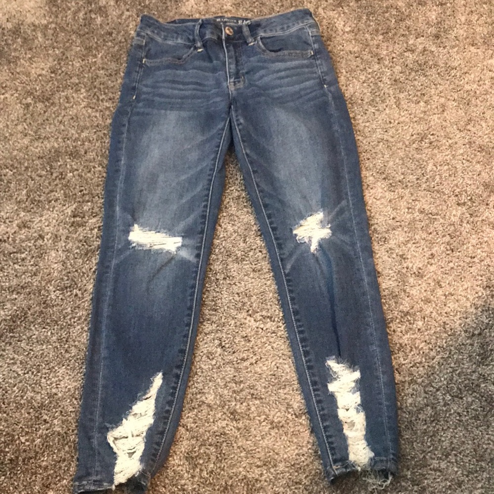 Brand new American eagle distressed stretch jeans